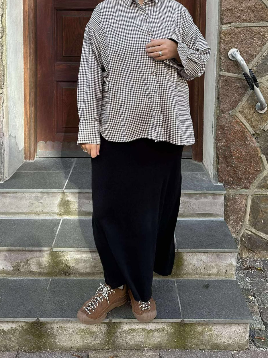 VIRIL Long Skirt - Black
